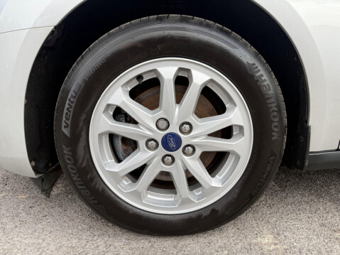Ford Transit Connect 200 LIMITED TDCI 14
