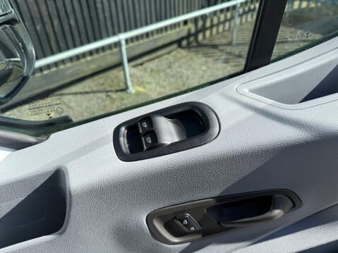 Ford Transit 350 L2 H3 P/V 30