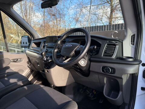 Ford Transit 350 L2 C/C DRW 10