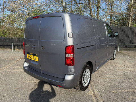 Vauxhall Vivaro L1H1 F2700 SPORTIVE S/S 10