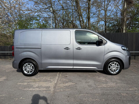 Vauxhall Vivaro L1H1 F2700 SPORTIVE S/S 11