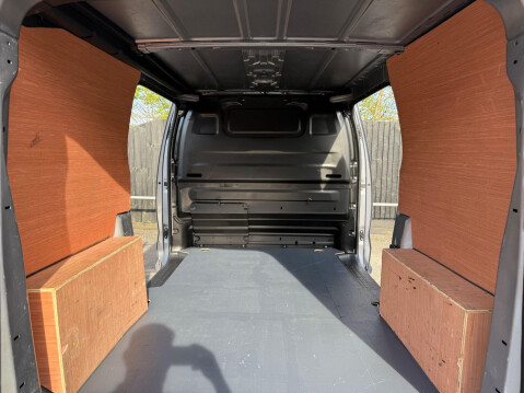 Vauxhall Vivaro L1H1 F2700 SPORTIVE S/S 39
