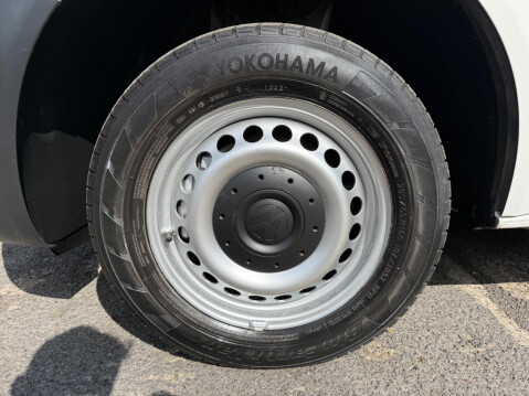 Volkswagen Transporter T28 TDI P/V STARTLINE 12