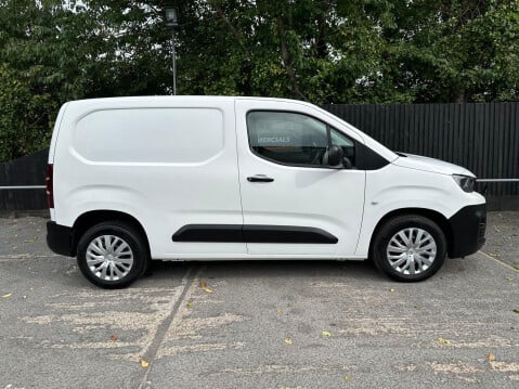 Peugeot Partner BLUEHDI PROFESSIONAL L1 11