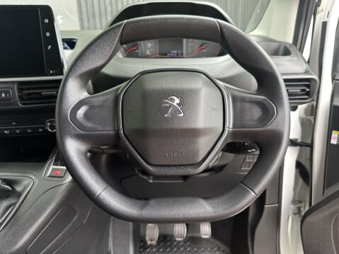 Peugeot Partner BLUEHDI PROFESSIONAL L1 23