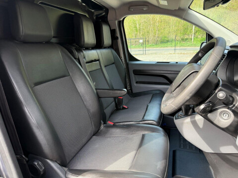 Peugeot Expert BLUEHDI PROFESSIONAL L2 17