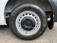 Ford Transit Custom 300 BASE P/V L1 H1 15