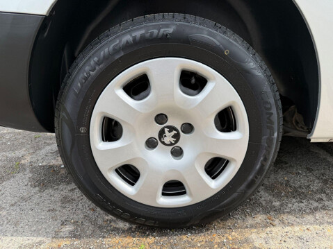 Peugeot Partner BLUE HDI PROFESSIONAL L1 12