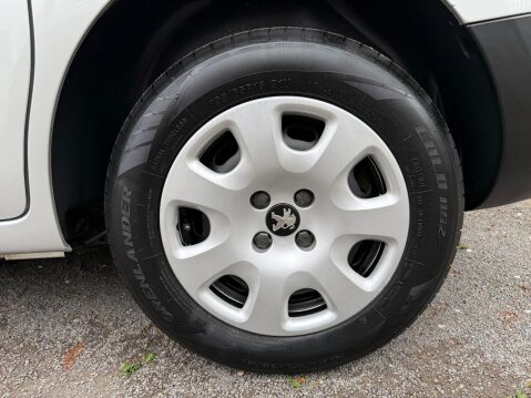 Peugeot Partner BLUE HDI PROFESSIONAL L1 15