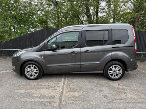 Ford Tourneo Connect TITANIUM TDCI 5