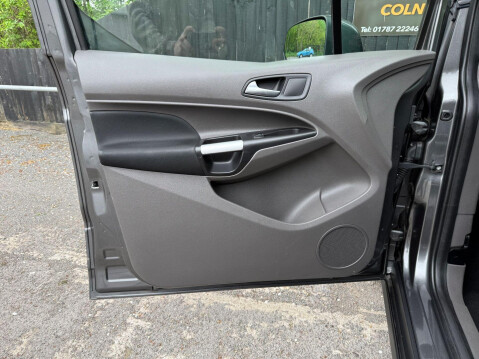Ford Tourneo Connect TITANIUM TDCI 21