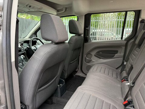 Ford Tourneo Connect TITANIUM TDCI 26