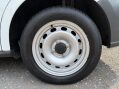 Ford Transit Courier BASE 15