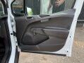 Ford Transit Courier BASE 18