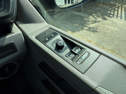 Volkswagen Transporter T28 TDI P/V STARTLINE 32