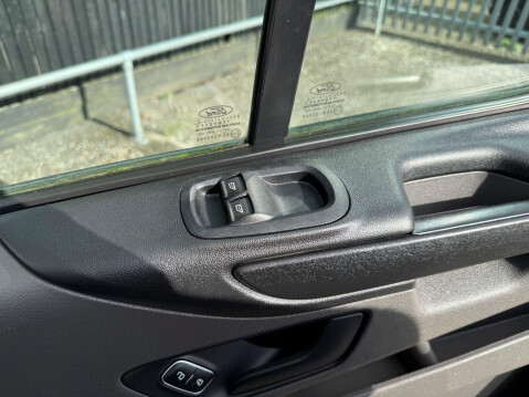 Ford Transit Custom 300 LEADER P/V ECOBLUE 28