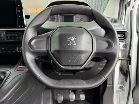 Peugeot Partner BLUEHDI PROFESSIONAL L1 22
