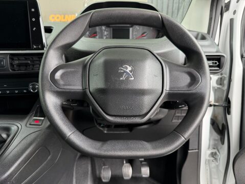 Peugeot Partner BLUEHDI PROFESSIONAL L1 22