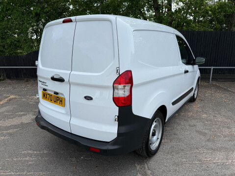 Ford Transit Courier BASE TDCI 10