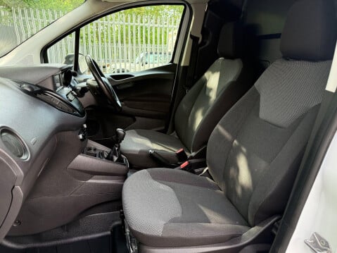 Ford Transit Courier BASE TDCI 20