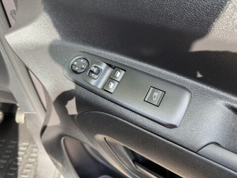 Citroen Berlingo 1000 DRIVER M BLUEHDI S/S 27