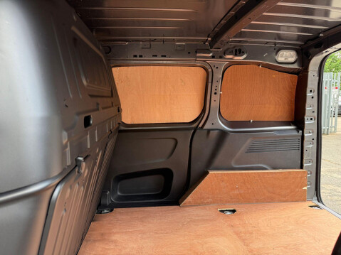 Citroen Berlingo 1000 DRIVER M BLUEHDI S/S 39