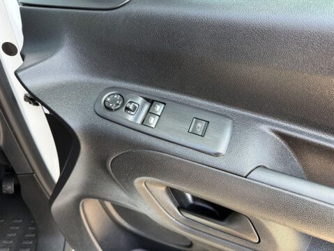 Citroen Berlingo 650 ENTERPRISE M BLUEHDI S/S 28