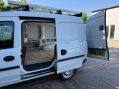 Vauxhall Combo 2000 CDTI 22