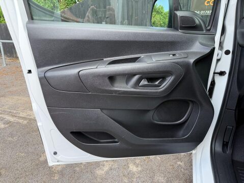 Peugeot Partner BLUEHDI PROFESSIONAL L1 21