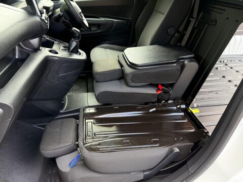 Peugeot Partner BLUEHDI PROFESSIONAL L1 28