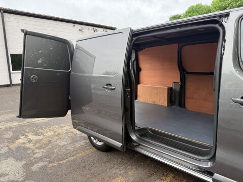 Vauxhall Vivaro L1H1 F2700 SPORTIVE S/S 33