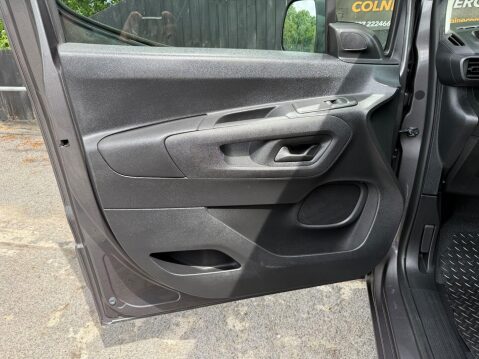 Peugeot Partner BLUEHDI PROFESSIONAL L2 21