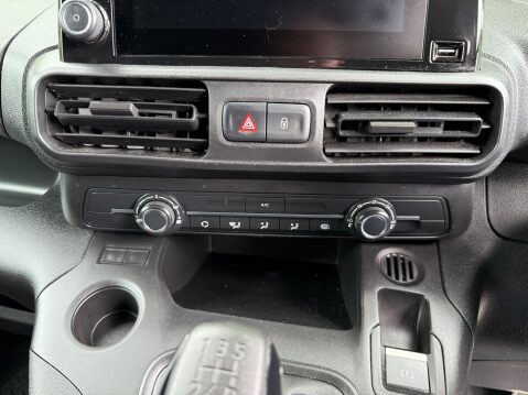 Peugeot Partner BLUEHDI PROFESSIONAL L2 26