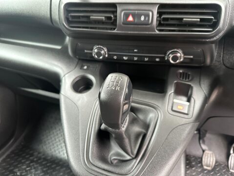 Peugeot Partner BLUEHDI PROFESSIONAL L1 28