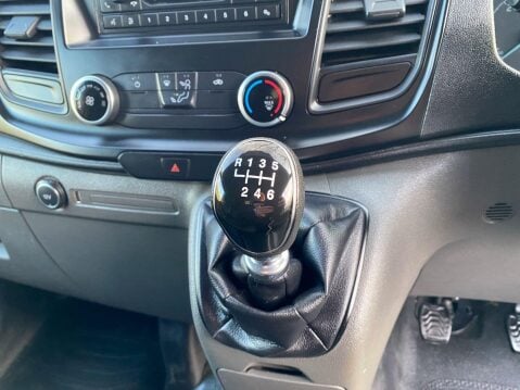 Ford Transit Custom 300 BASE P/V L1 H1 26