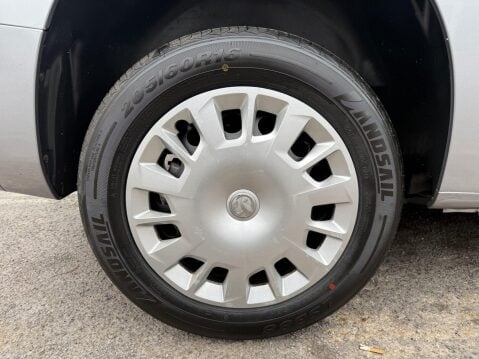 Vauxhall Combo L1H1 2300 SPORTIVE S/S 4