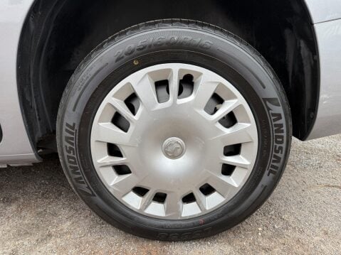 Vauxhall Combo L1H1 2300 SPORTIVE S/S 8