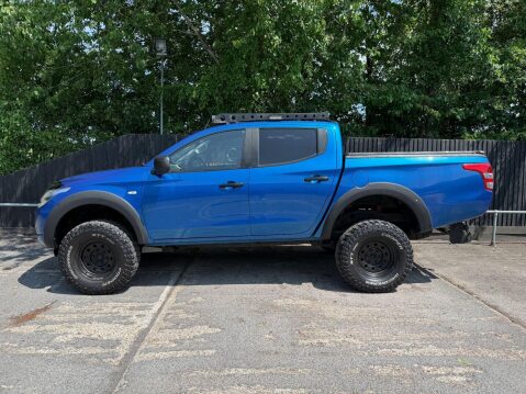 Mitsubishi L200 DI-D 4WD TITAN DCB 5