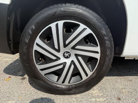 Peugeot Partner BLUEHDI PROFESSIONAL L1 12