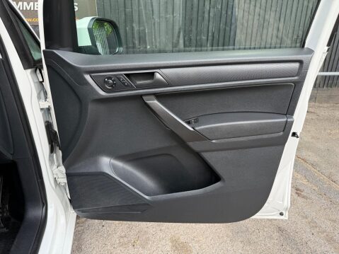 Volkswagen Caddy C20 TDI TRENDLINE 18