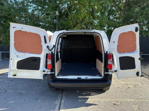 Peugeot Partner BLUEHDI PROFESSIONAL L1 22