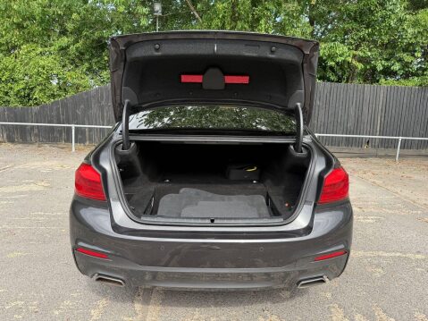 BMW 5 Series 530E M SPORT 17