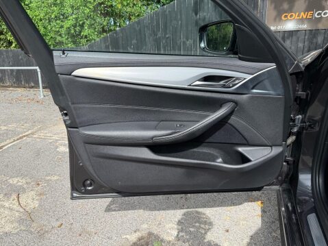 BMW 5 Series 530E M SPORT 20