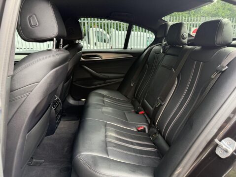 BMW 5 Series 530E M SPORT 25
