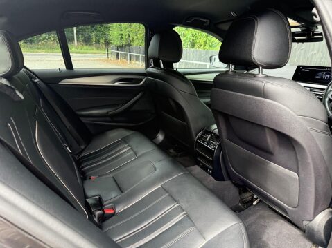 BMW 5 Series 530E M SPORT 27