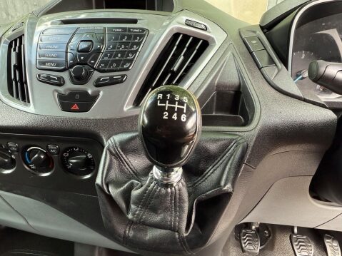 Ford Transit Custom 270 LIMITED LR P/V 39