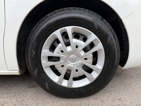 Vauxhall Vivaro L2H1 2900 SPORTIVE S/S 5