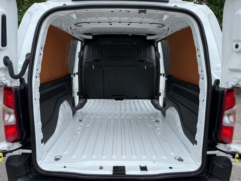 Toyota Proace City L2 ICON 30