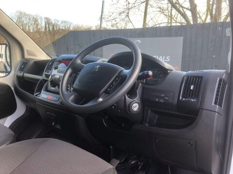 Peugeot Boxer BLUEHDI 335 L3H2 PROFESSIONAL P/V 16