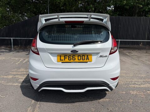 Ford Fiesta BASE TDCI 8